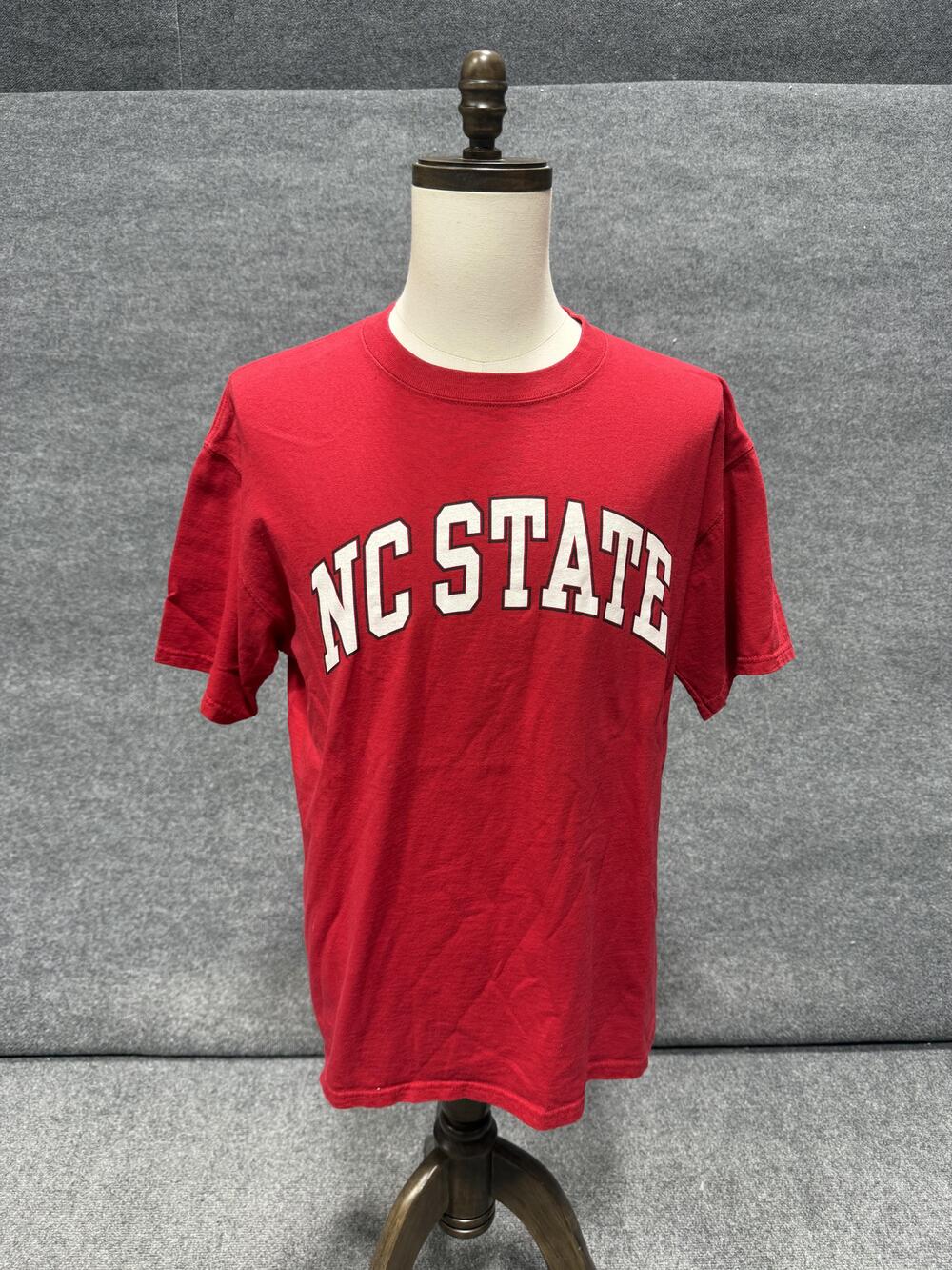 NC State Wolfpack Shirt Mens Large Red NCAA Football JanSport Graphic Tee